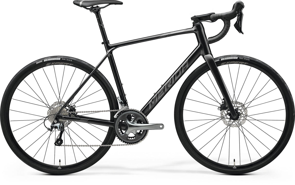Scultura Endurance 300 - Black/Silver - MY23