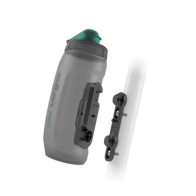 TWIST Technology bottle with antibacterial technology, dirt cap and connector - includes Bike mount