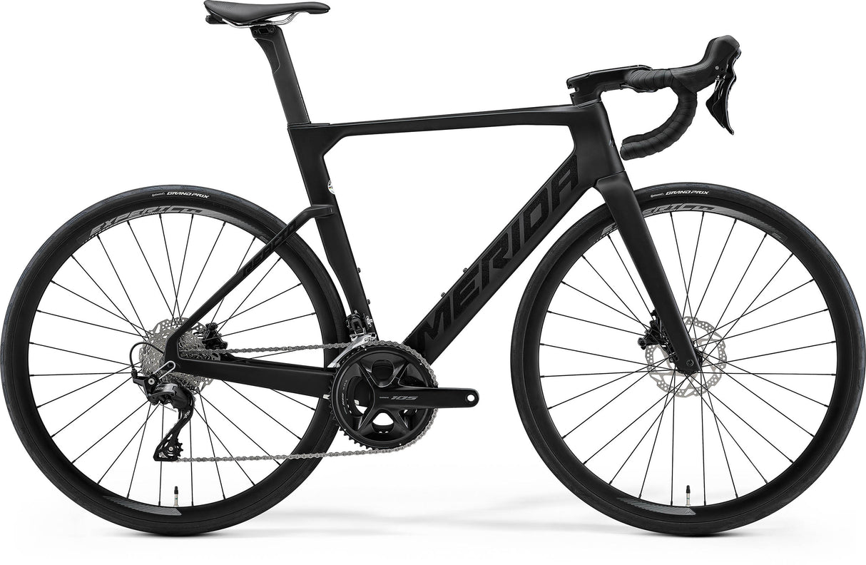 Reacto 4000 - Silk Black (Glossy Dark Silver) - MY26