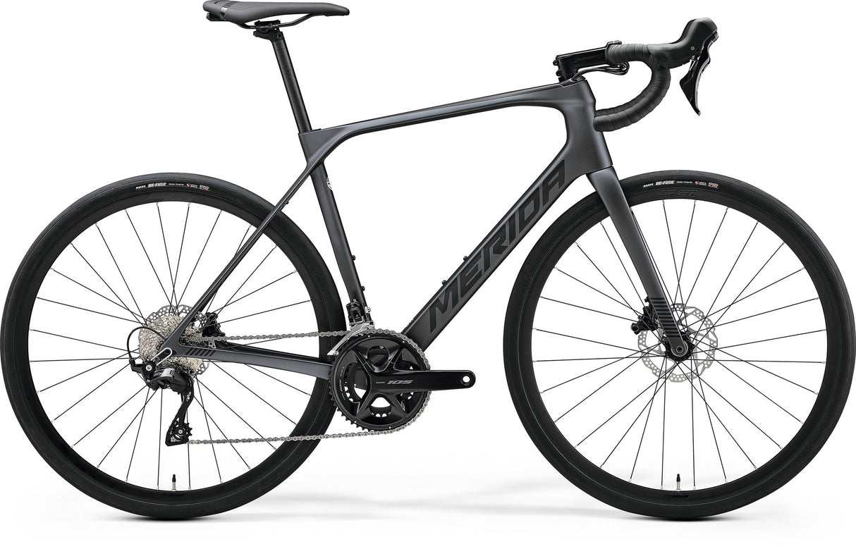 Scultura Endurance 4000 - Silver/Black - MY24